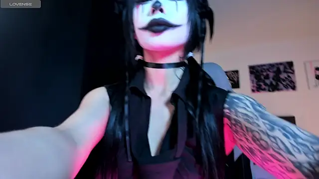 satanbabee online show from 25, 7, 2026