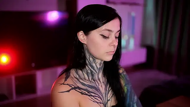 Snapshot of AcidPie chatting on 12, 9, 2025 AcidPie online show from 12, 9, 2025