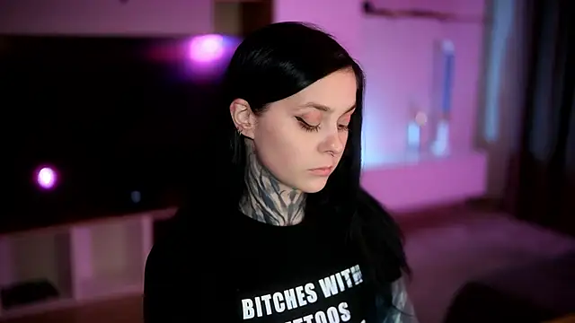 Snapshot of AcidPie chatting on 21, 10, 2025 AcidPie online show from 21, 10, 2025