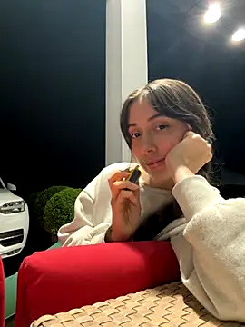 emiliasommer online show from 26, 9, 2025