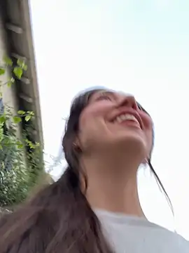 emiliasommer online show from 28, 9, 2025