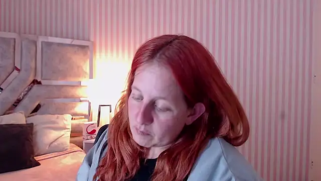 ViioletaMora online show from 13, 3, 2025