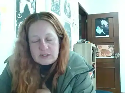 Snapshot of ViioletaMora chatting on 9, 6, 2026 ViioletaMora online show from 9, 6, 2026