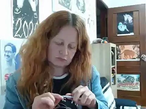 Snapshot of ViioletaMora chatting on 19, 6, 2026 ViioletaMora online show from 19, 6, 2026