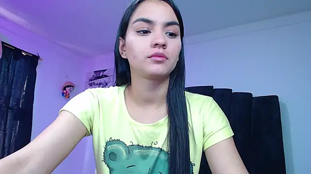 Snapshot of Ariel_Zeo1 chatting on 10, 10, 2025 Ariel Zeo1 online show from 10, 10, 2025