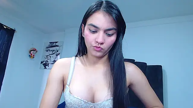 Snapshot of Ariel_Zeo1 chatting on 5, 11, 2025 Ariel Zeo1 online show from 5, 11, 2025