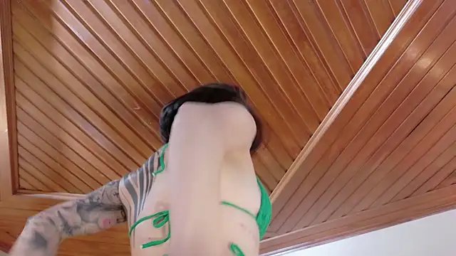 Hannah Borbon online show from 13, 3, 2026