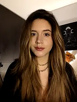 maliciaworld online show from 9, 10, 2025