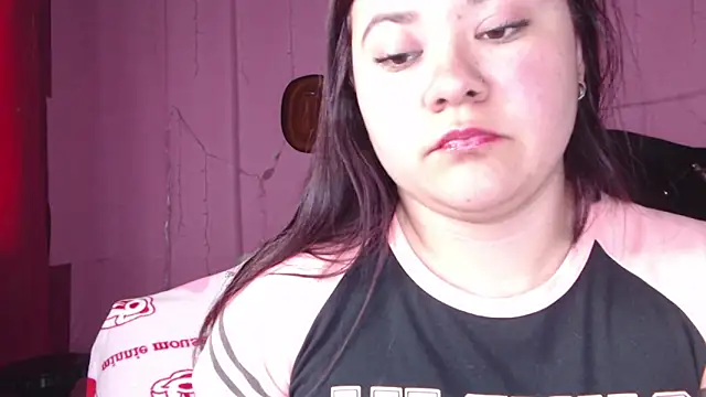 NikkiRous  online show from 11, 3, 2025