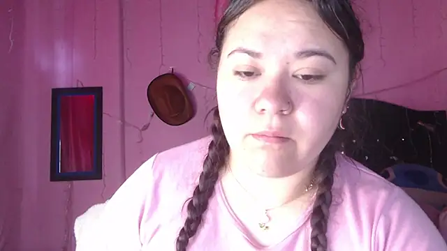 NikkiRous  online show from 13, 9, 2025