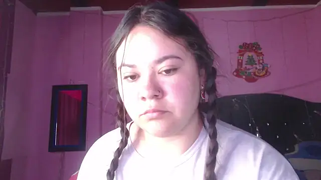 NikkiRous  online show from 10, 10, 2025