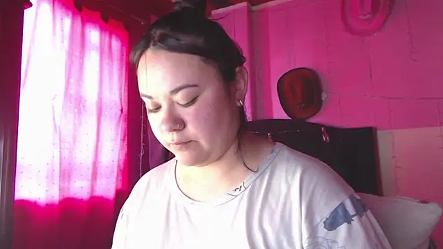 NikkiRous  online show from 26, 2, 2026