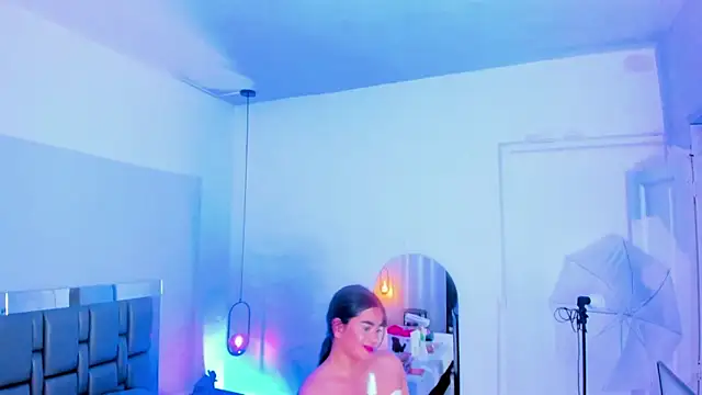 Emily Gil1 online show from 21, 2, 2025