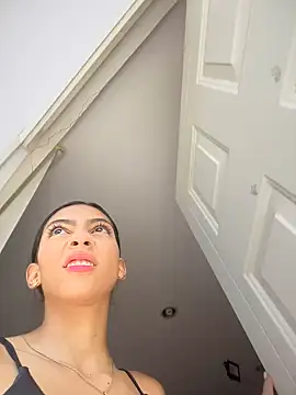 Ema azel online show from 4, 12, 2024