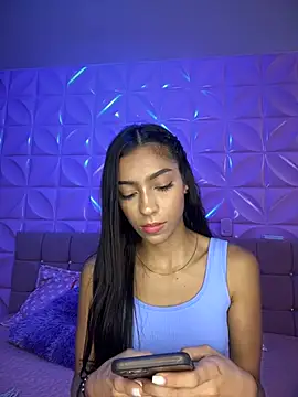 Ema azel online show from 6, 12, 2024