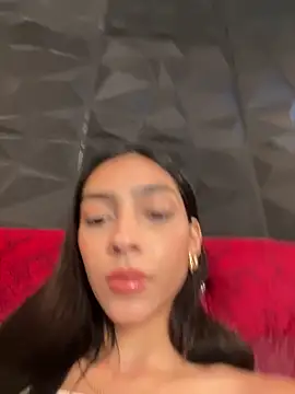 Ema azel online show from 28, 2, 2025