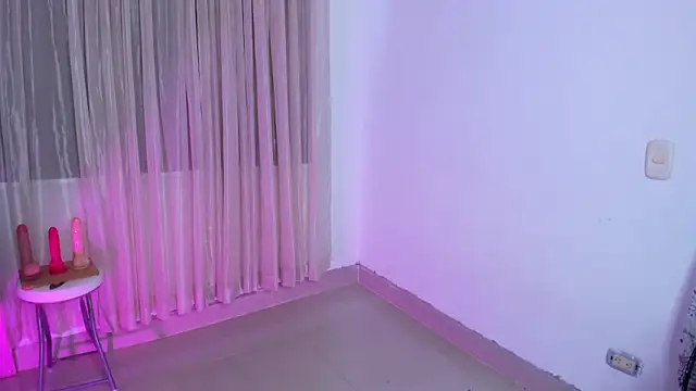 Snapshot of vale_kross chatting on 2, 3, 2026 vale kross online show from 2, 3, 2026