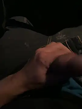 BIGWHITECOCKDOC36 online show from 9, 1, 2025