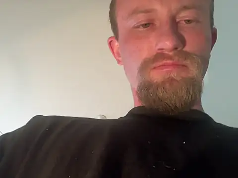 BIGWHITECOCKDOC36 online show from 7, 3, 2025