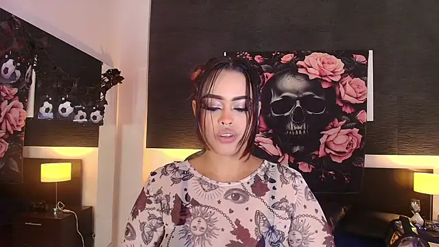 EvaaFoxxy1 online show from 21, 7, 2026