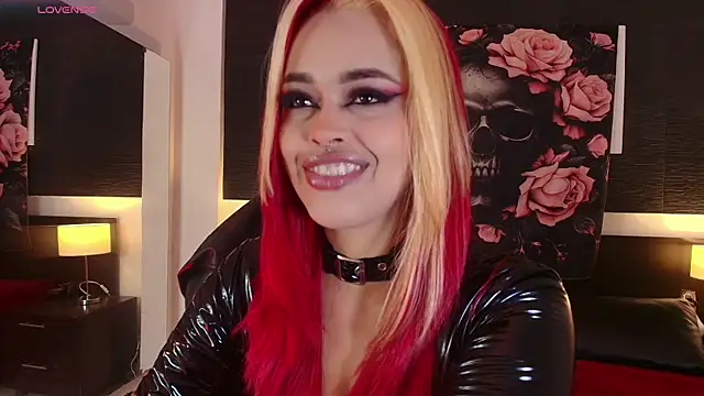 EvaaFoxxy1 online show from 1, 8, 2026
