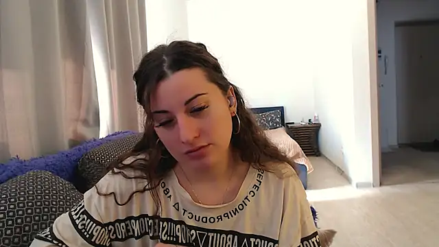 Snapshot of Helen_Adams_ chatting on 20, 6, 2026 Helen Adams online show from 20, 6, 2026