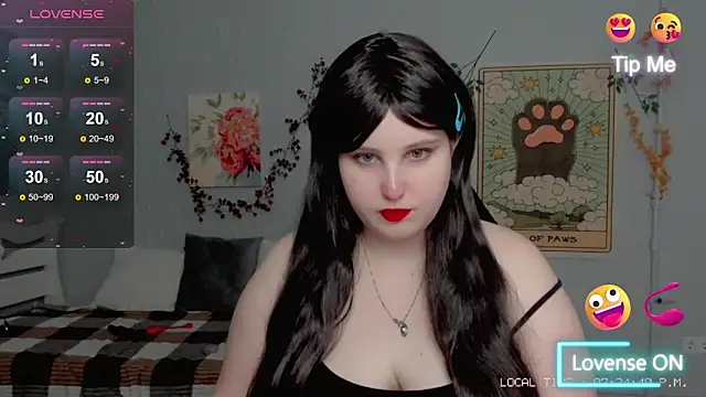 Crystal Chris online show from 15, 9, 2025