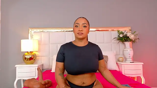KateVenegas online show from 23, 7, 2026