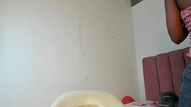 Snapshot of Tahira_21_ chatting on 13, 3, 2026 Tahira 21 online show from 13, 3, 2026