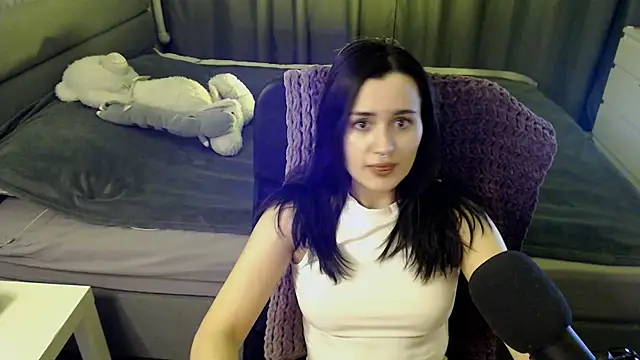 Snapshot of KiraYammy chatting on 23, 12, 2024 KiraYammy online show from 23, 12, 2024