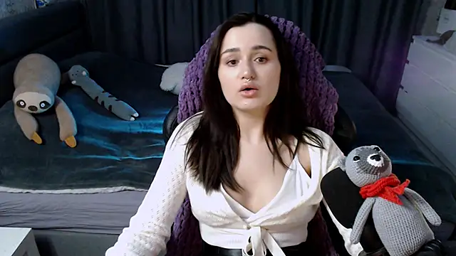 Snapshot of KiraYammy chatting on 8, 1, 2025 KiraYammy online show from 8, 1, 2025