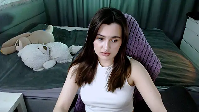 Snapshot of KiraYammy chatting on 1, 3, 2025 KiraYammy online show from 1, 3, 2025