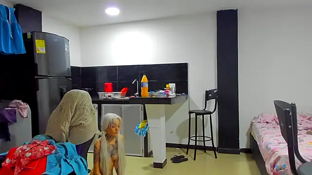 barbara anal squirt  online show from 21, 3, 2025