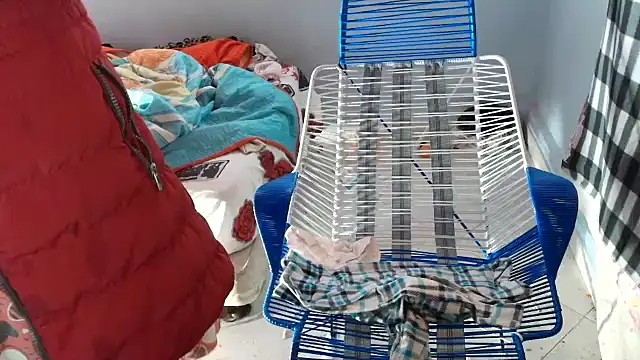 barbara anal squirt  online show from 25, 7, 2026