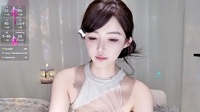 Snapshot of Duduludululu chatting on 12, 3, 2025 Duduludululu online show from 12, 3, 2025