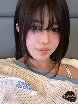 Snapshot of Duduludululu chatting on 16, 3, 2025 Duduludululu online show from 16, 3, 2025