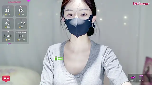 Snapshot of Duduludululu chatting on 15, 11, 2025 Duduludululu online show from 15, 11, 2025