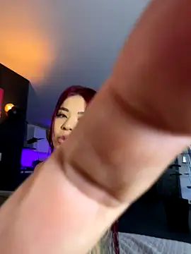 Snapshot of milaivanova chatting on 2, 10, 2025 milaivanova online show from 2, 10, 2025
