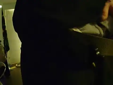 L0cKyseven77 online show from 4, 3, 2025