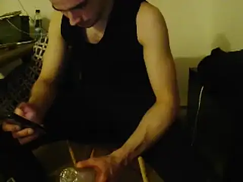 L0cKyseven77 online show from 9, 3, 2025