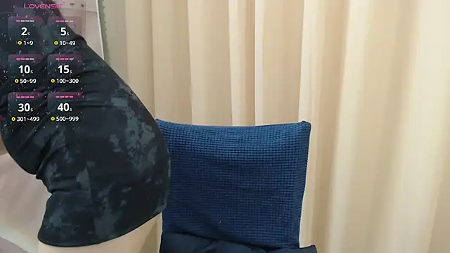 KaleAnisa online show from 15, 10, 2025