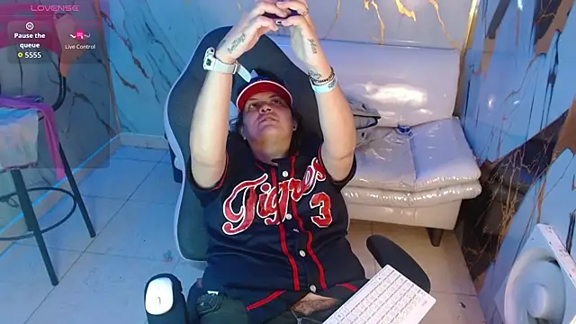 snowflake xxx online show from 18, 1, 2026