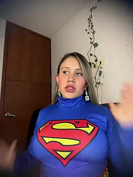 Snapshot of eleecttraa_12 chatting on 4, 3, 2025 eleecttraa 12 online show from 4, 3, 2025