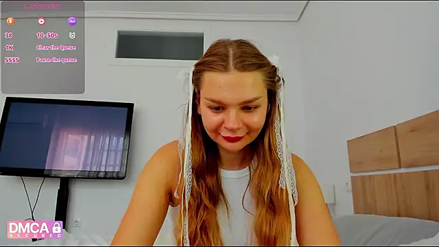 Molly sweetie online show from 7, 5, 2026