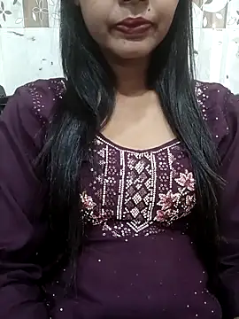 Yours-Bebo online show from 4, 3, 2025