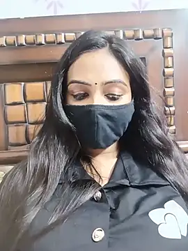 Snapshot of Yours-Bebo chatting on 2, 7, 2026 Yours-Bebo online show from 2, 7, 2026