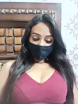 Snapshot of Yours-Bebo chatting on 7, 7, 2026 Yours-Bebo online show from 7, 7, 2026