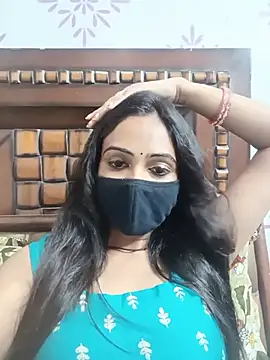 Snapshot of Yours-Bebo chatting on 11, 7, 2026 Yours-Bebo online show from 11, 7, 2026
