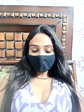 Snapshot of Yours-Bebo chatting on 12, 7, 2026 Yours-Bebo online show from 12, 7, 2026