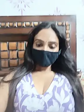 Snapshot of Yours-Bebo chatting on 20, 7, 2026 Yours-Bebo online show from 20, 7, 2026